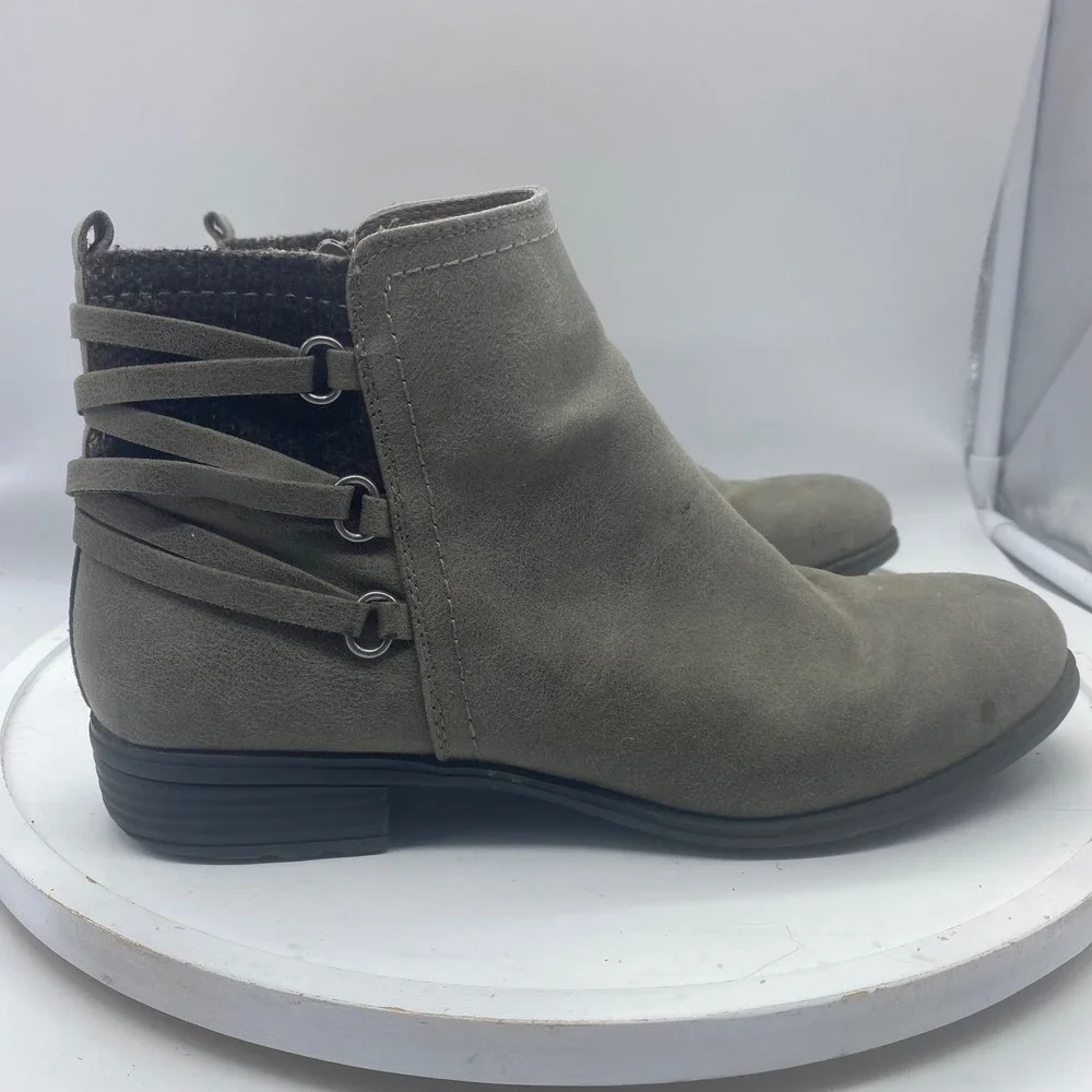 White Mountain Ramone Taupe Gray Faux Leather‎ Strappy Ankle Boots Womens 7.5 M